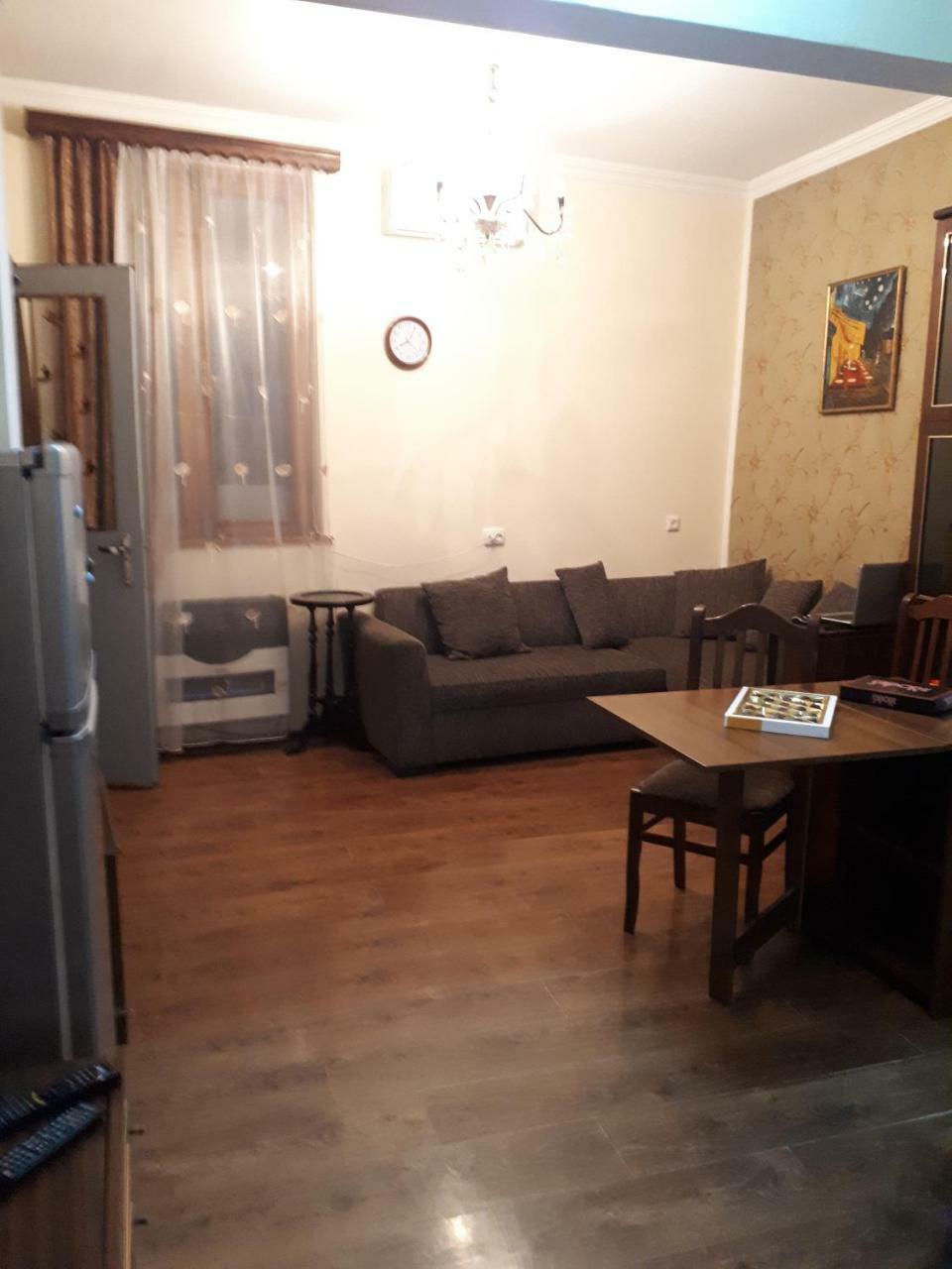 agmashenebeli95 Aparthotel Tbilisi Bagian luar foto