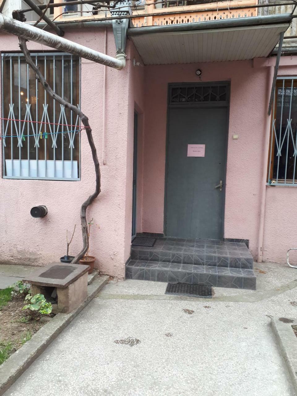 agmashenebeli95 Aparthotel Tbilisi Bagian luar foto