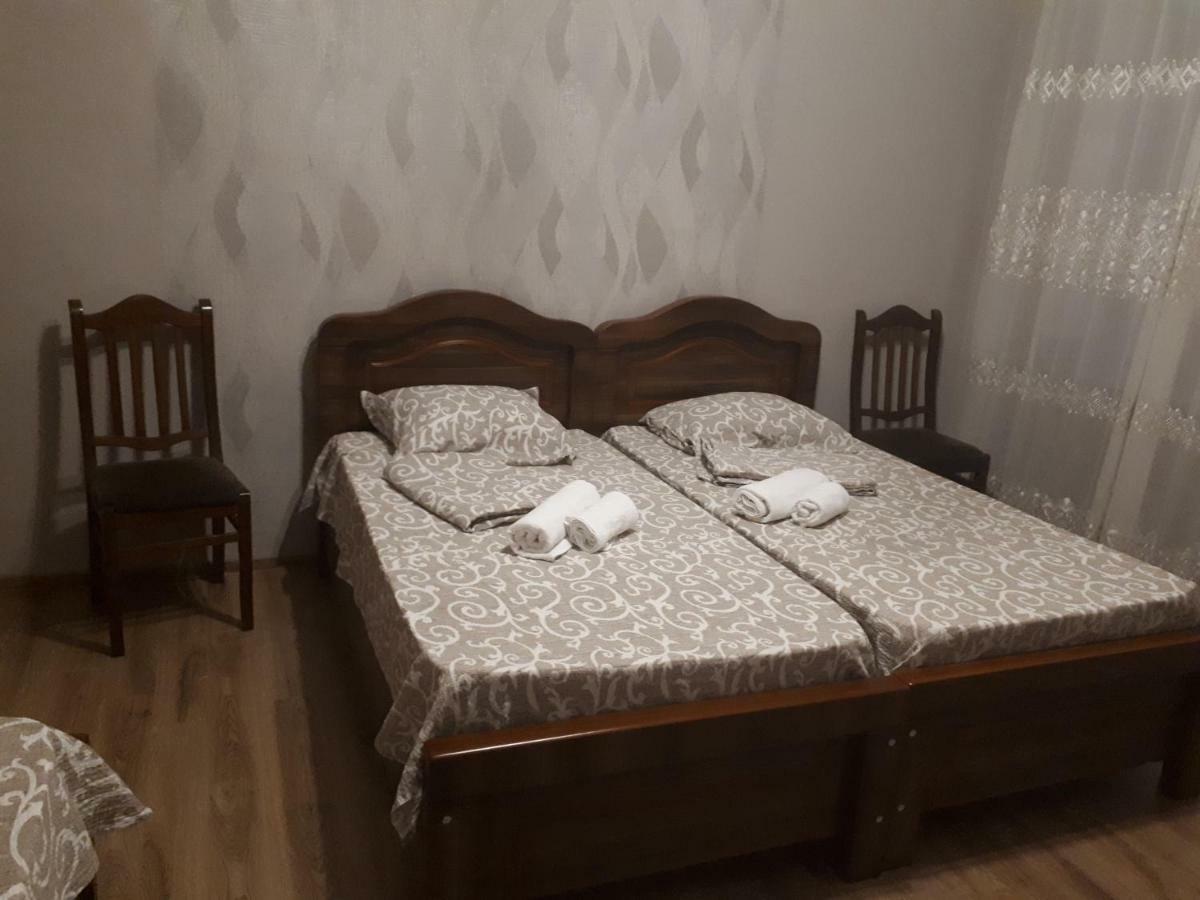 agmashenebeli95 Aparthotel Tbilisi Bagian luar foto