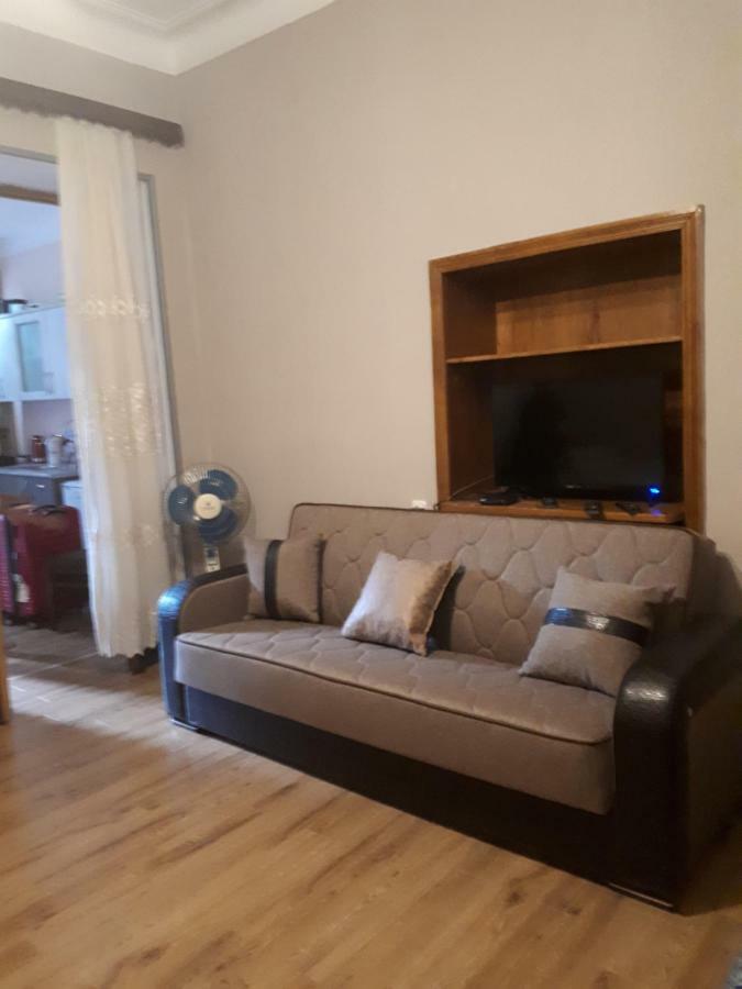 agmashenebeli95 Aparthotel Tbilisi Bagian luar foto